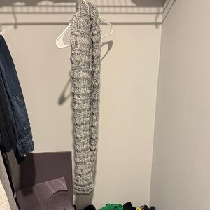 Cozy Gray Knit Scarf